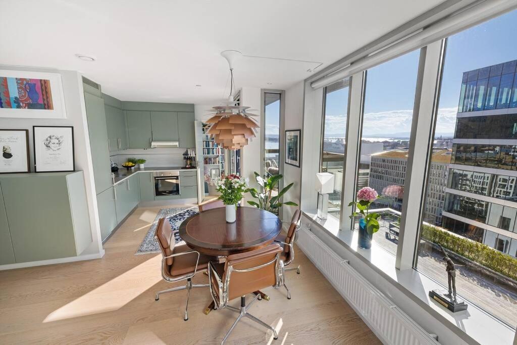 Modern 2Bed Room Sea View Apartment @ Oslo Barcode Buitenkant foto